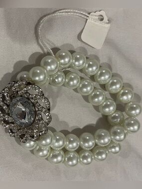 Triple Strand White Pearl Bracelet with Crystal Flower Clasp